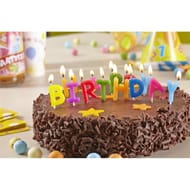 Gâteau happy birthday avec ses bougies