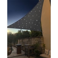 Voile triangulaire 3 m de côté avec 75 leds solaires intégrées dans le voile effet ciel étoilé