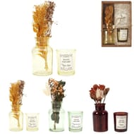 Bougie parfumée et fleurs séchées