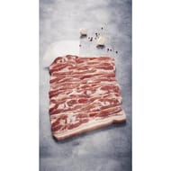 Poitrine de porc tranché avec os