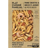 Plat cuisiné familial penné crevettes et noix de Saint Jacques au Pesto rosso