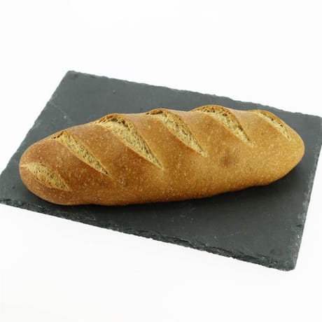 Pain au seigle tranché