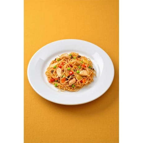 Nouilles chinoises au poulet et aux légumes
