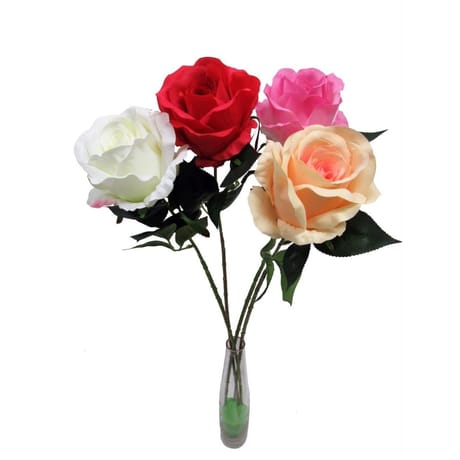 Rose ouverte artificielle rouge