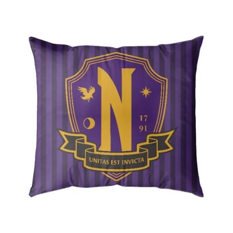 Coussin logo nevermore academy netflix mercredi