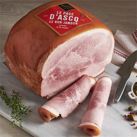 Jambon fumé supérieur avec couenne le pavé d'ascq saveurs en or