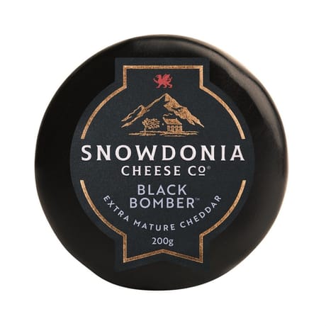 Cheddar black bomber 200g