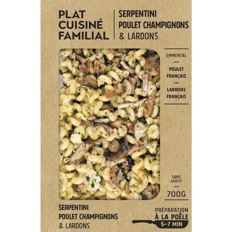 Plat cuisiné familial serpentini poulet champignons et lardons
