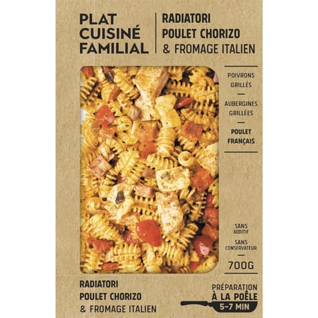 Plat cuisiné familial radiatori poulet chorizo et fromage Italien