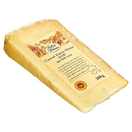 Reflets de France Fromage Cantal Entre-Deux Au Lait Cru AOP 200g