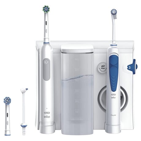 Oral B combiné Oxyjet + manche PRO3000 + 2 canules + 2 brossettes