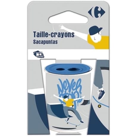 Carrefour taille crayon 2 trous avec réservoir garcon