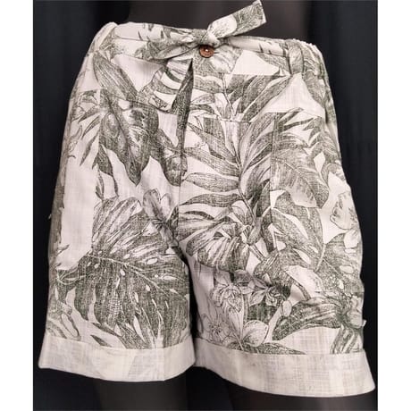 Short femme FEUILLES VERTES T6